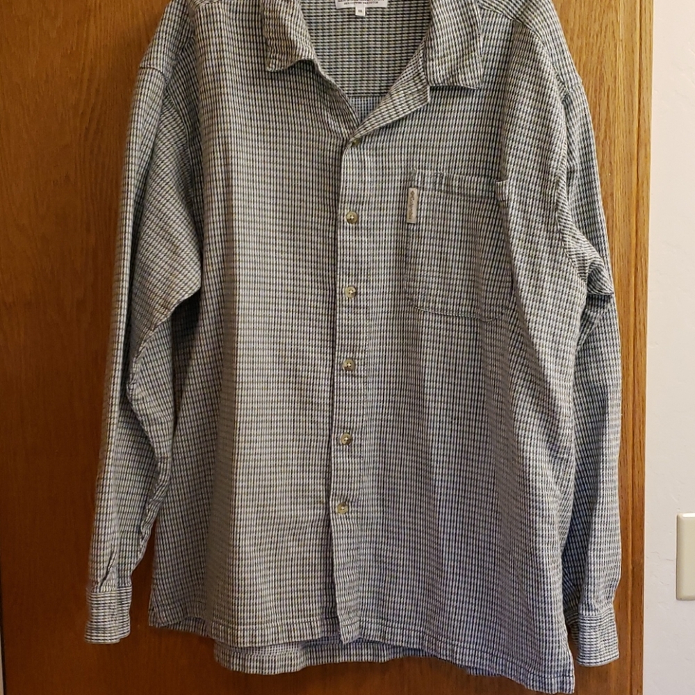 Men's long sleeve shirt